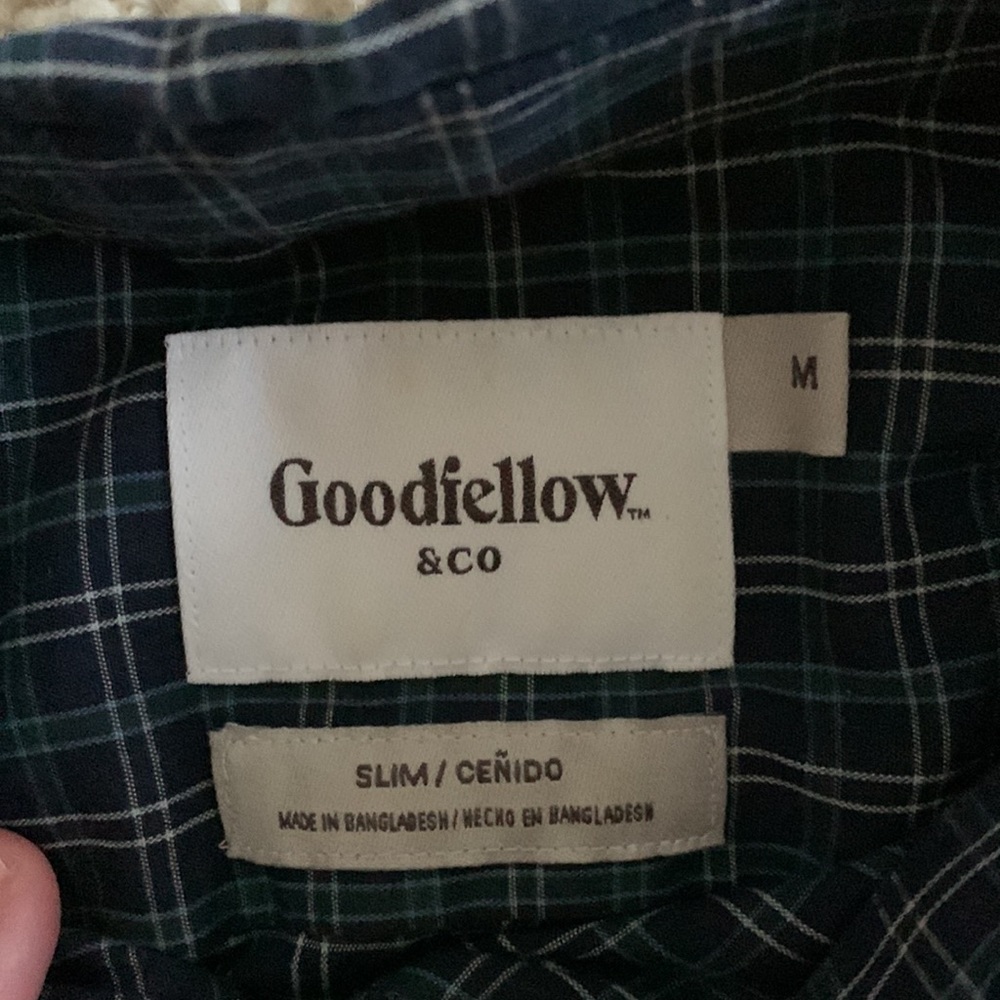 Mens Goodfellow button down - Picture 2 of 3